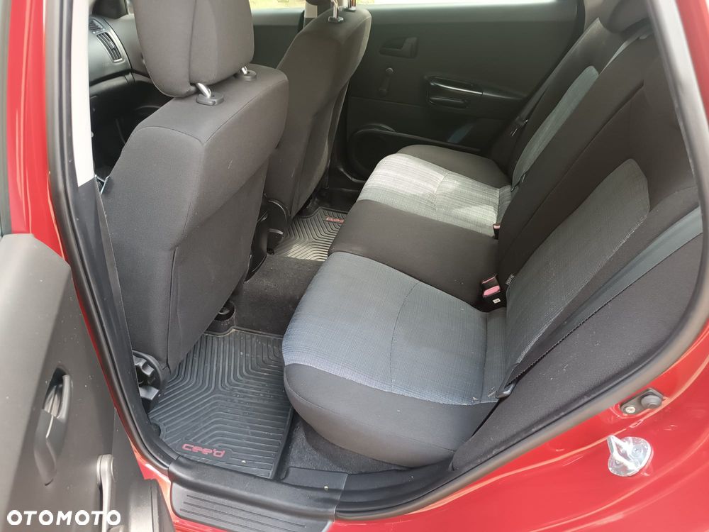 Kia Ceed 1.4 CVVT Edition 7 - 17