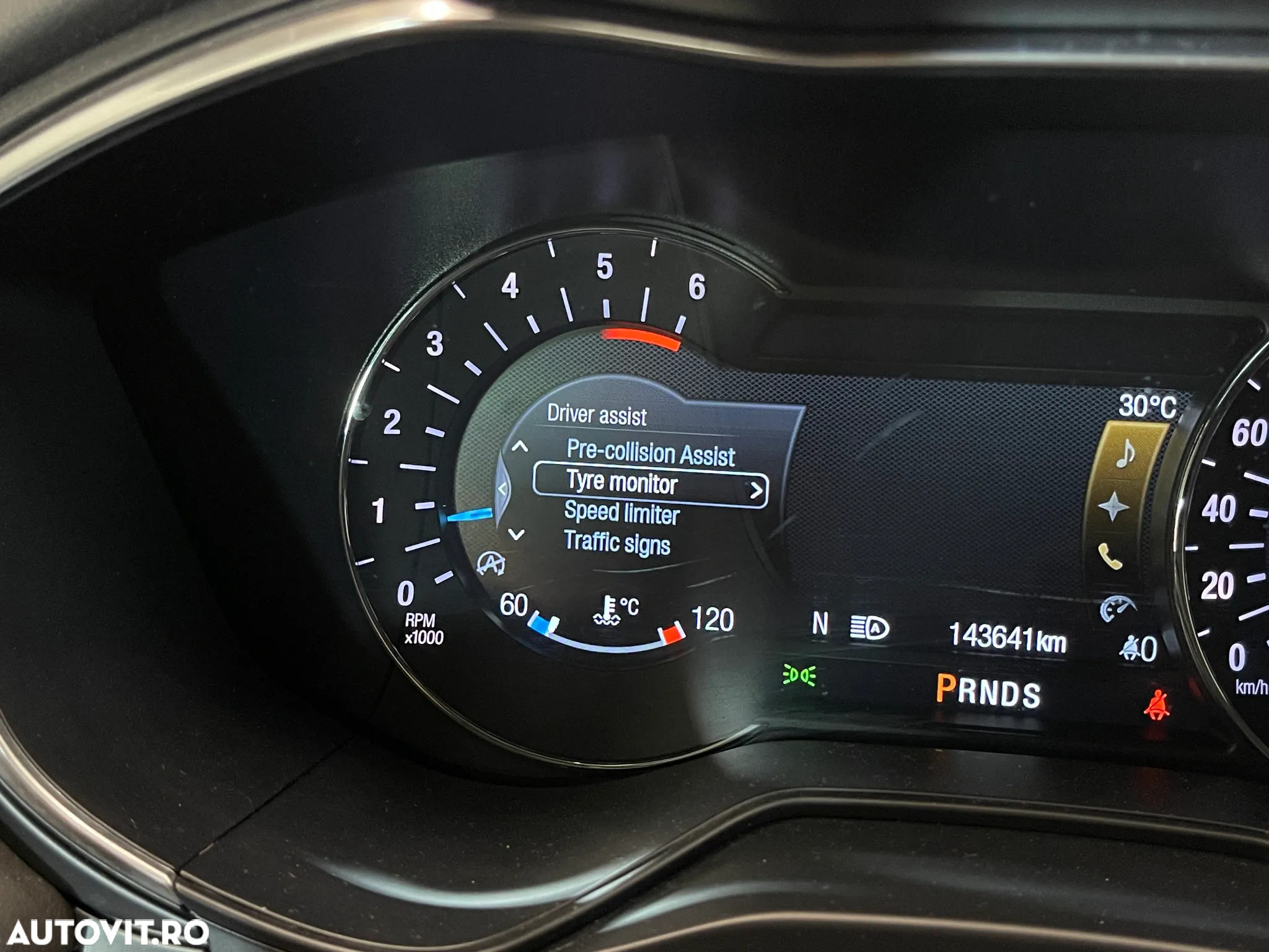 Ford Mondeo 2.0 EcoBlue Aut. Titanium - 29