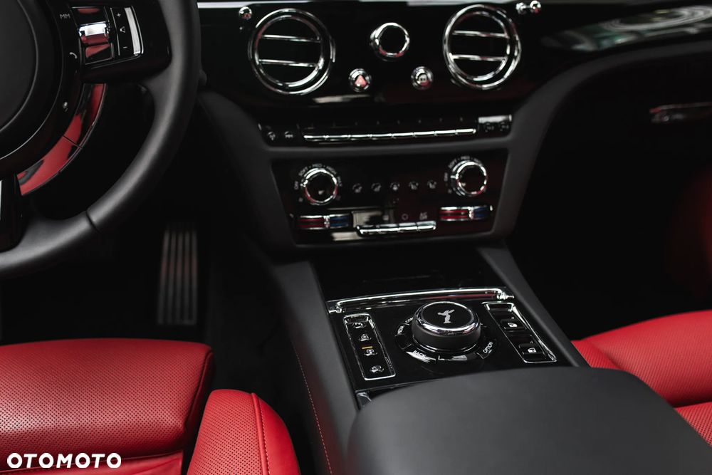 Rolls-Royce Ghost - 21