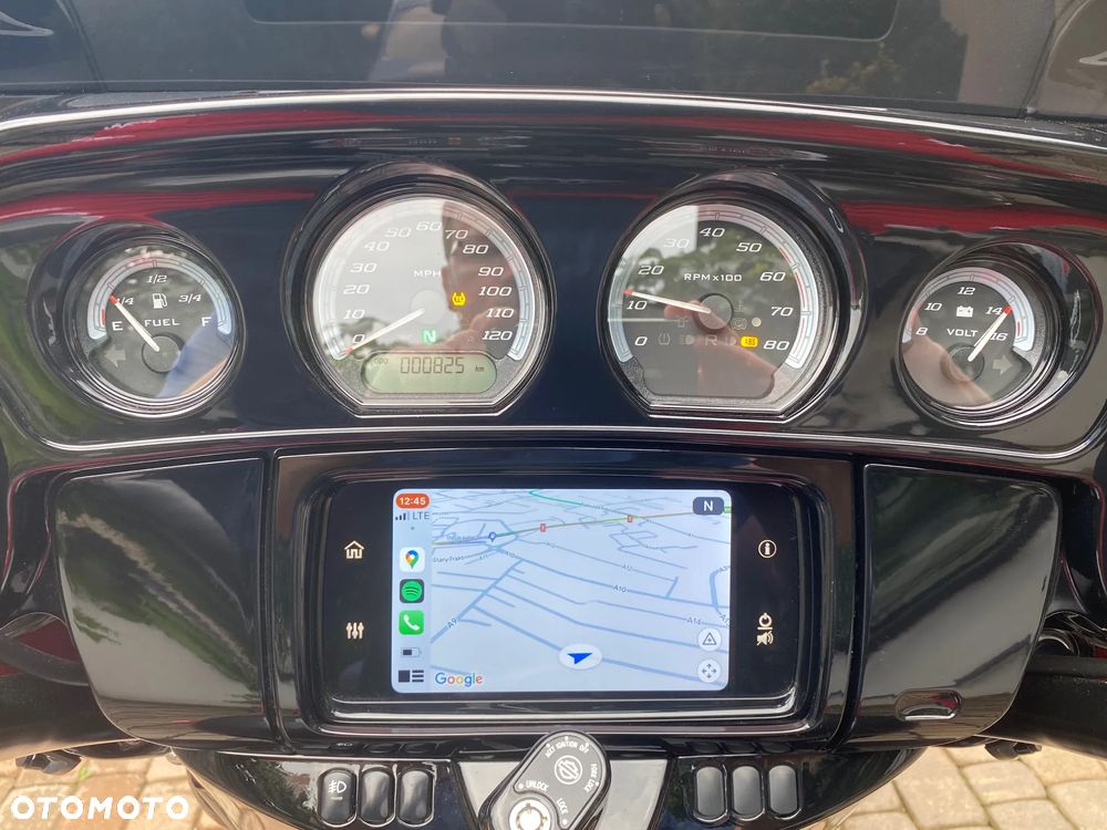 Harley-Davidson Touring Electra Glide - 13