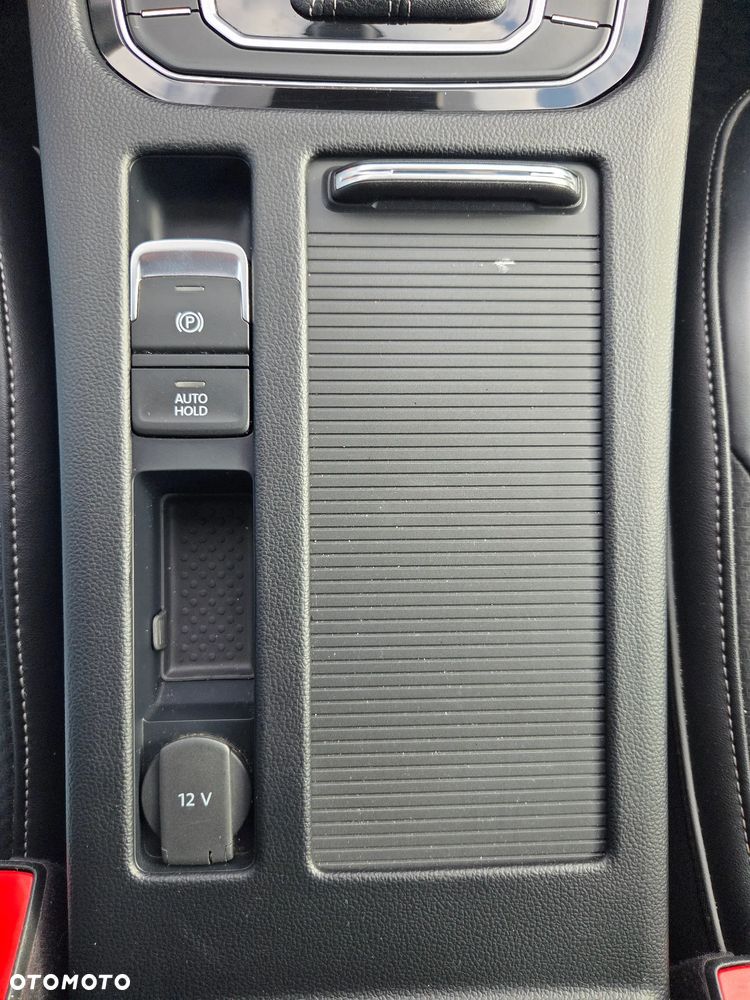 Volkswagen Arteon Shooting Brake 1.4 eHybrid OPF DSG R-Line - 22