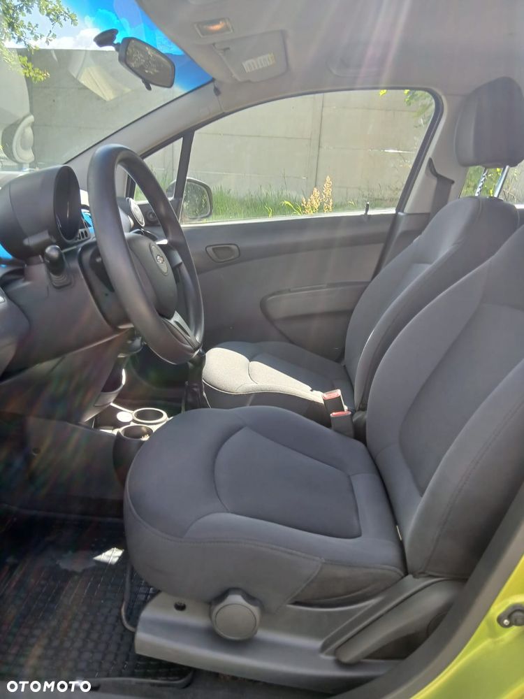 Chevrolet Spark 1.0 LS+ Design - 8