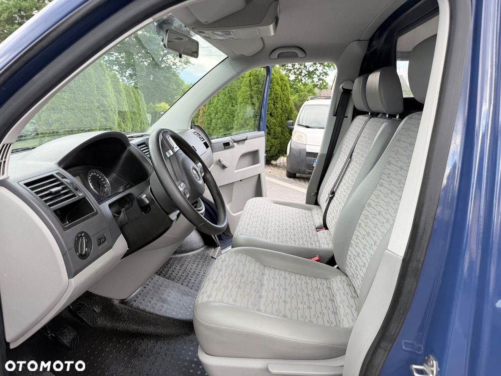Volkswagen Transporter - 16