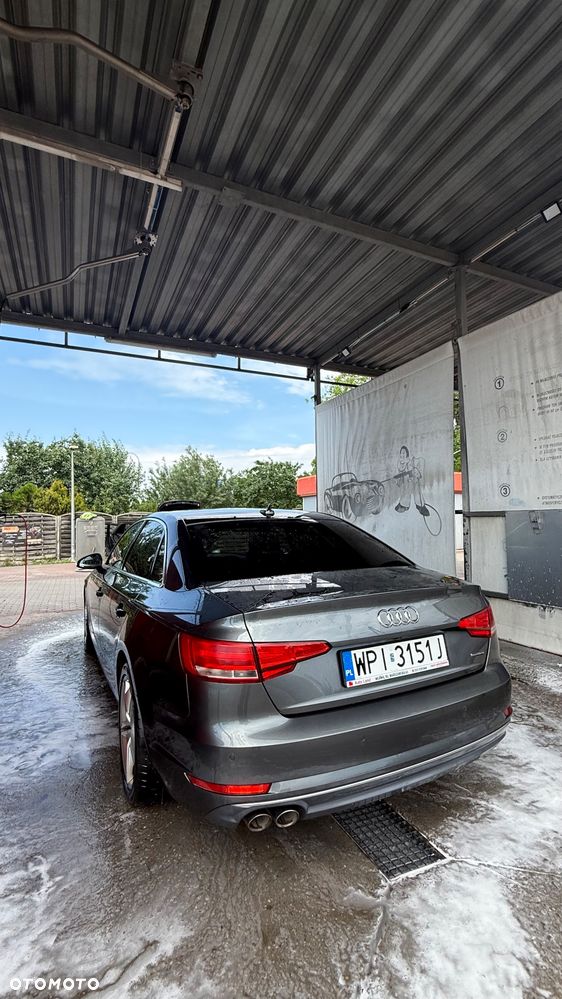 Audi A4 Avant 2.0 TDI Quattro S tronic - 5