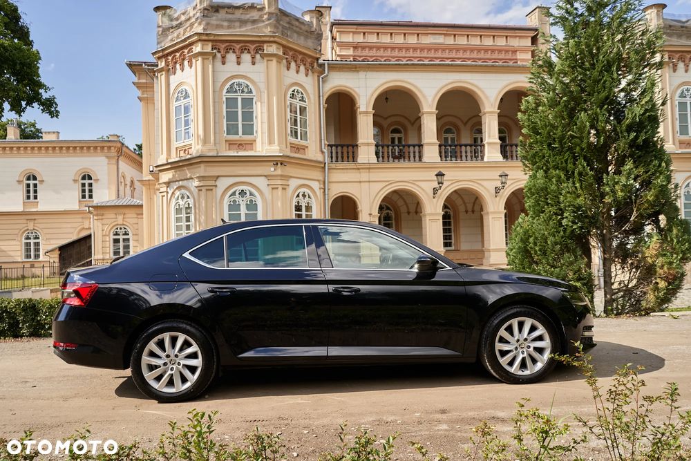 Skoda Superb 2.0 TDI SCR 4x4 Style DSG - 16