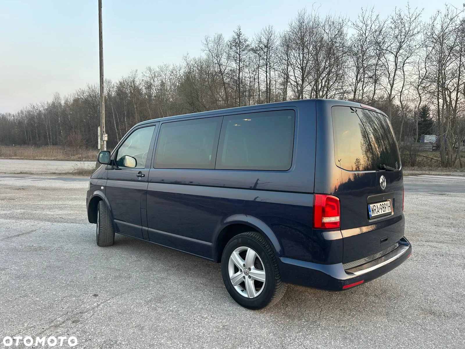 Volkswagen Multivan - 11