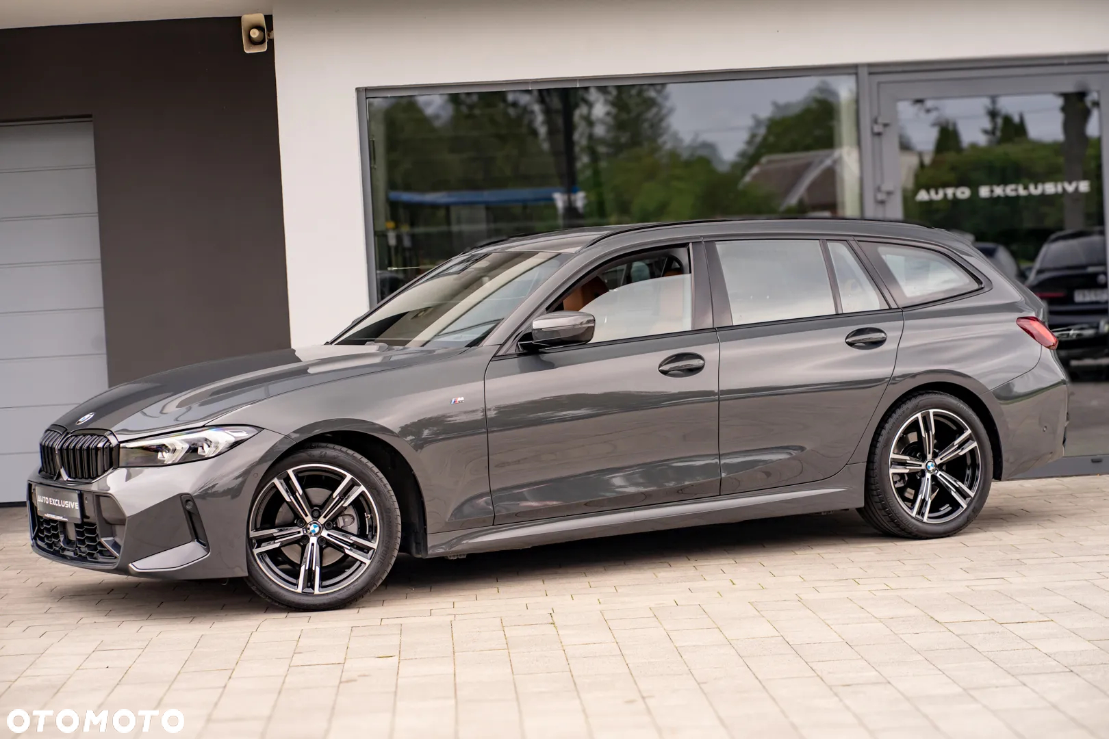 BMW Seria 3 320d Touring xDrive M Sport - 11
