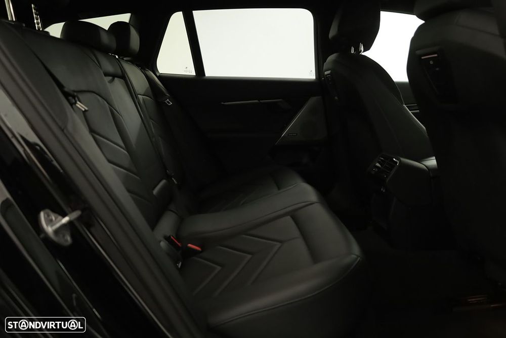BMW 530 e Pack Desportivo M - 23