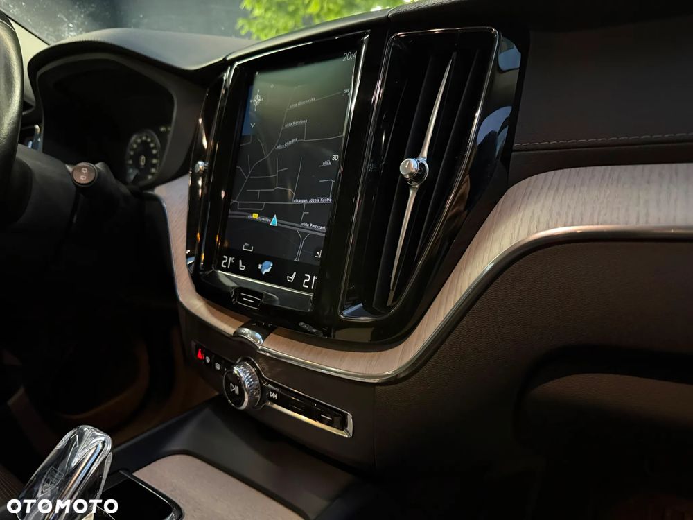 Volvo XC 60 B4 D AWD Inscription - 26
