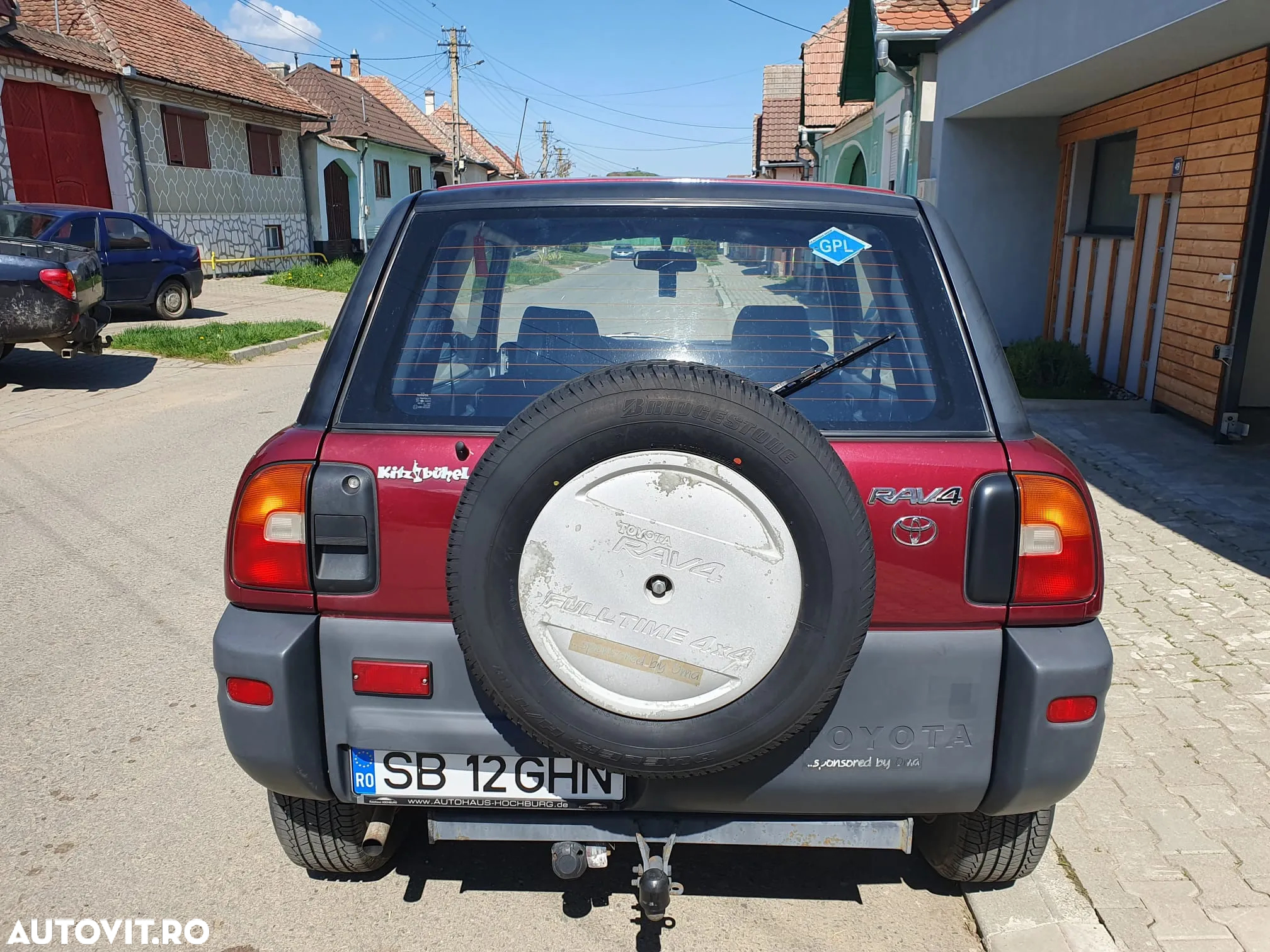 Toyota RAV4 - 4