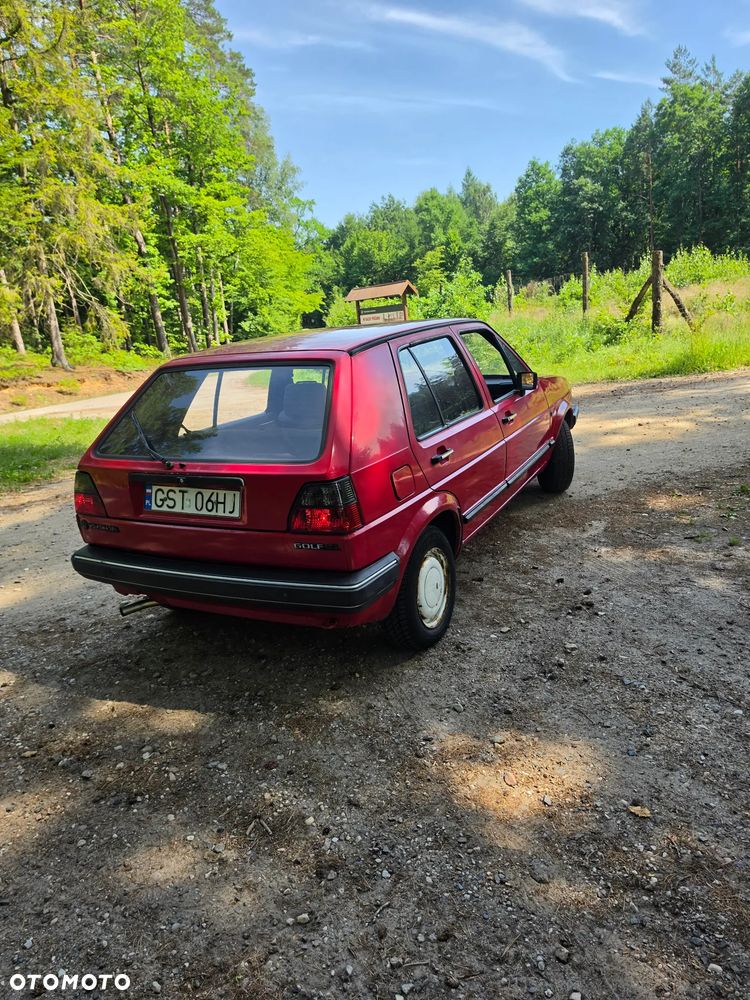 Volkswagen Golf 1.6 (C) D - 3