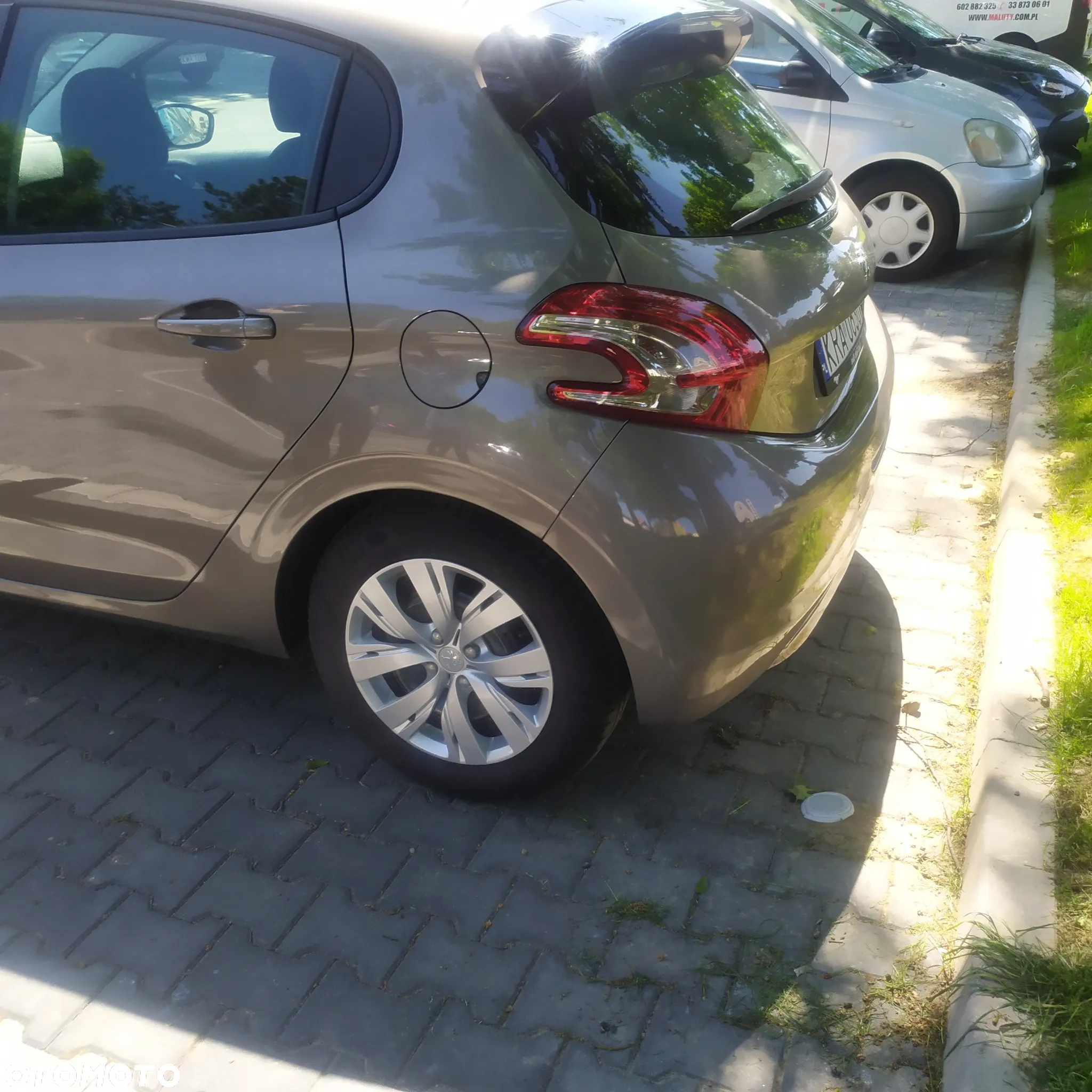 Peugeot 208 1.4 e-HDi Active STT - 3