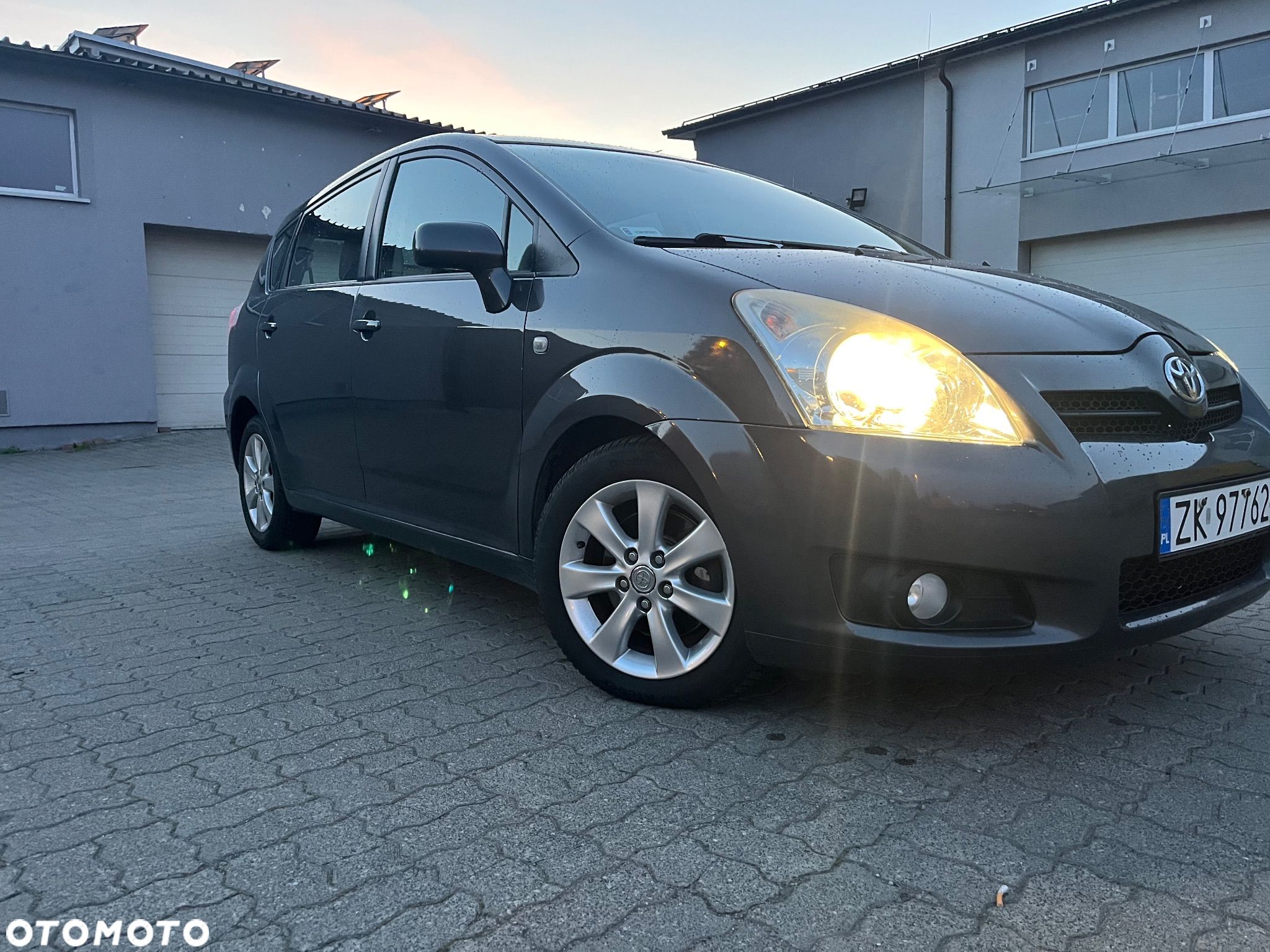Toyota Corolla Verso 2.2 D-4D Sol + 7os - 1
