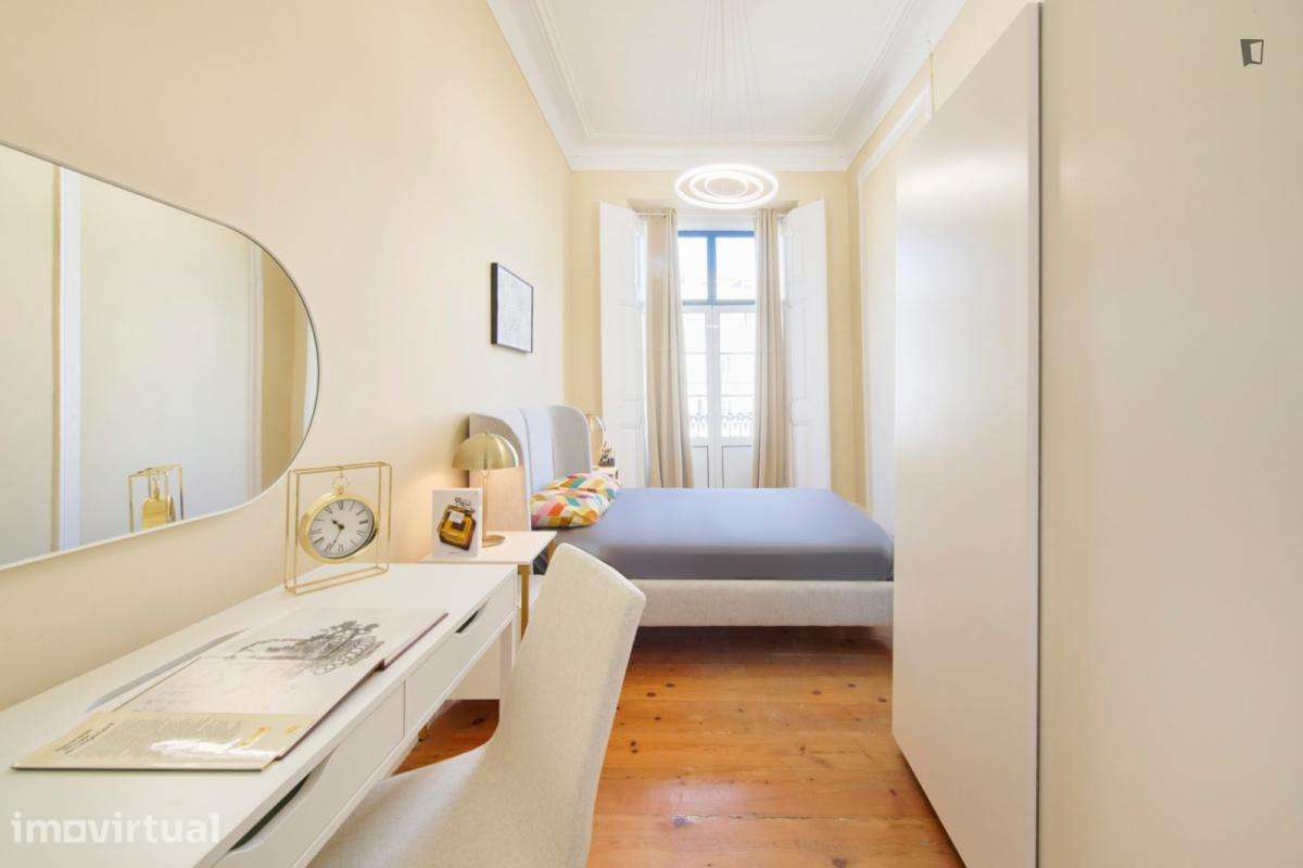Quarto - localizado em Santos Lisbon - Grande imagem: 2/16