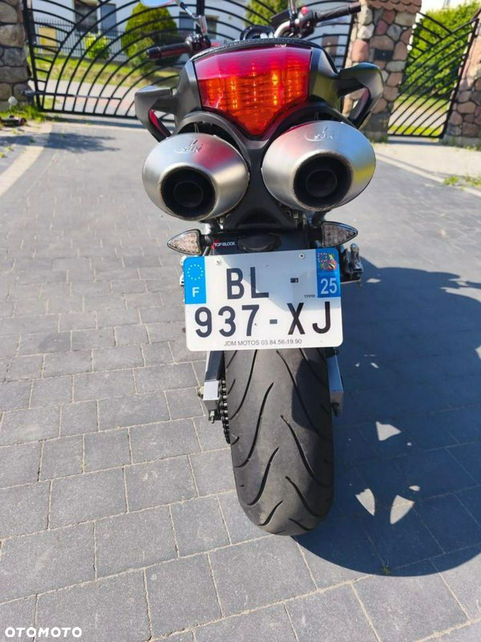 Yamaha FZ - 9