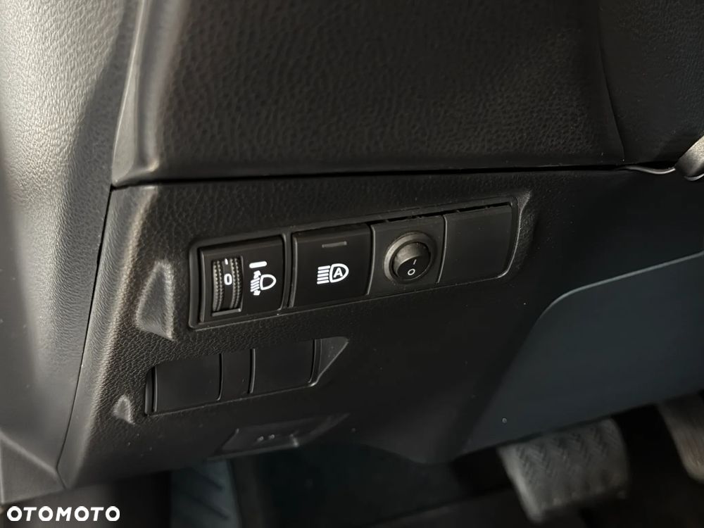 Toyota Corolla Cross 2.0 Hybrid Comfort - 13