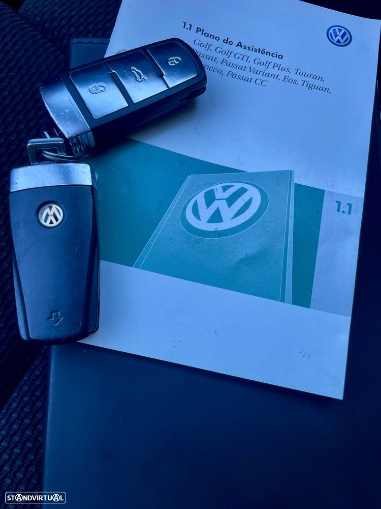 VW Passat 2.0 TDI Confortline - 13