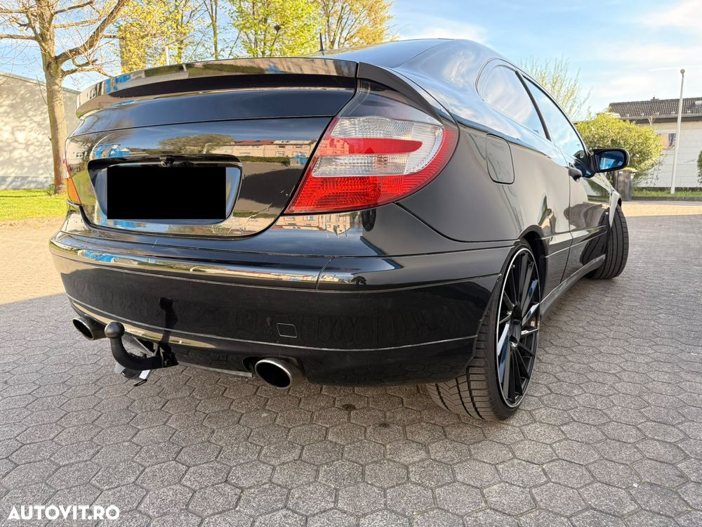 MERCEDES-BENZ C-Class 2004 — imagine 2