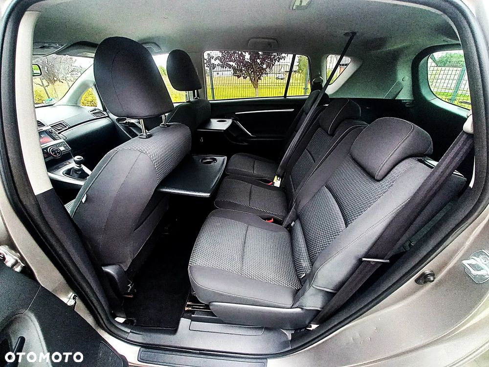 Toyota Verso 1.6 D-4D Prestige - 15