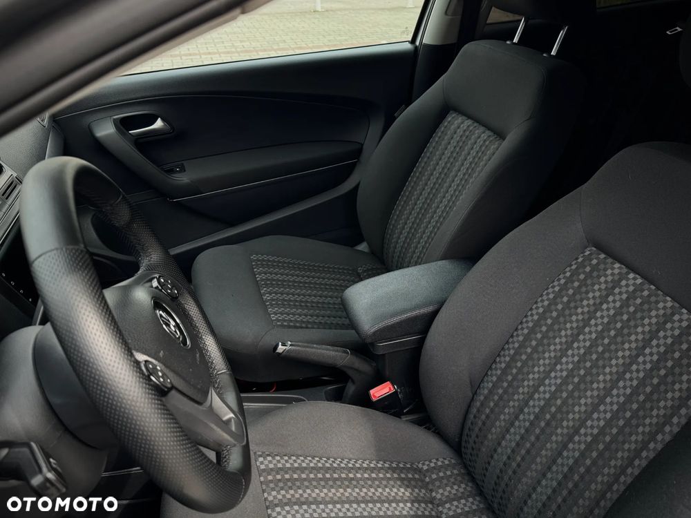 Volkswagen Polo 1.4 TDI (Blue Motion Technology) Trendline - 19