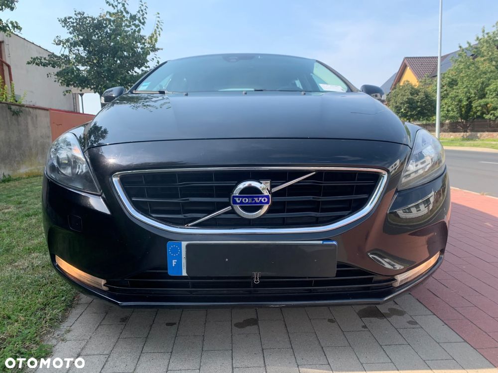 Volvo V40 D2 R-Design Kinetic - 3