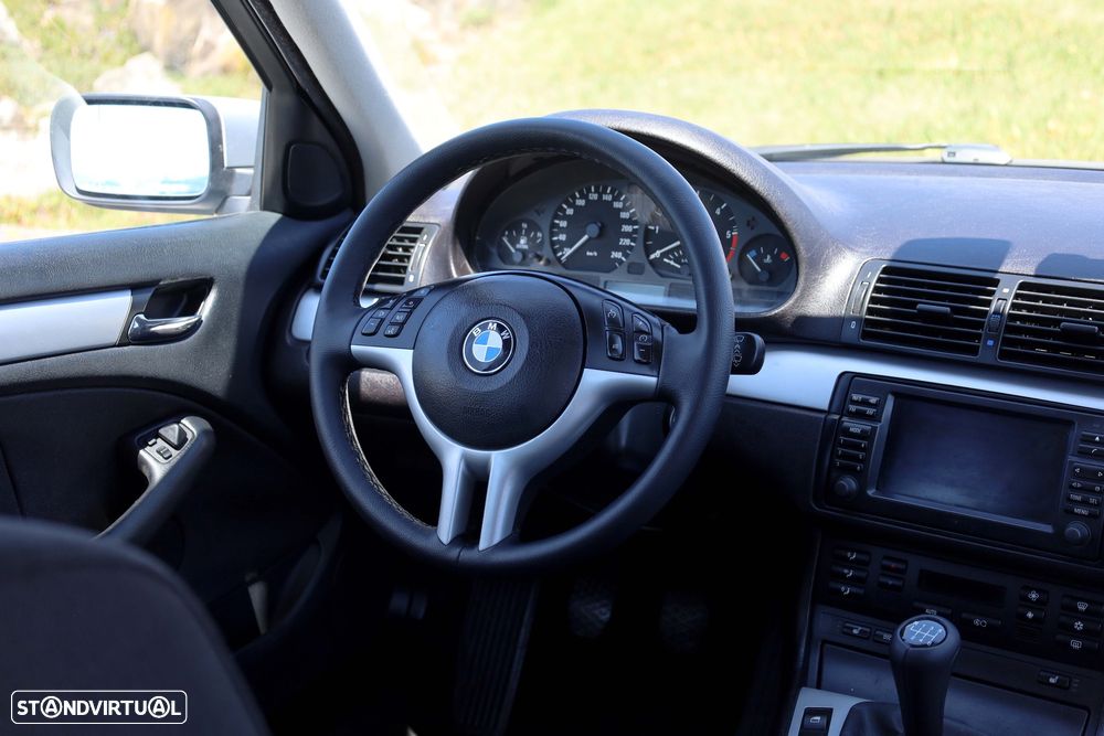 BMW 320 d Sport - 17