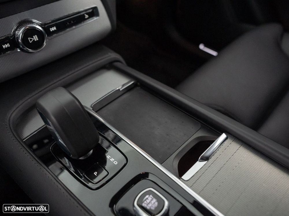 Volvo XC 90 2.0 T8 PHEV Plus Bright AWD - 30