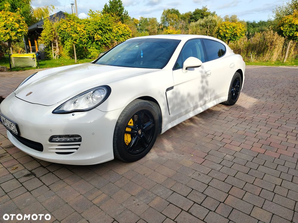 Porsche Panamera 2009 photo 2