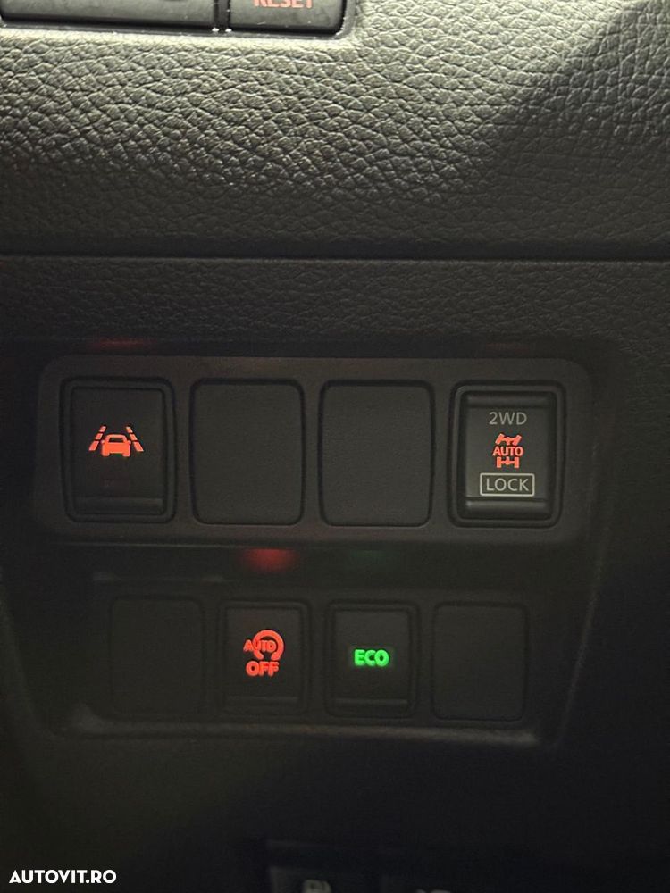 Nissan Qashqai 1.7 dCi Xtronic ALL-MODE 4x4i TEKNA - 15