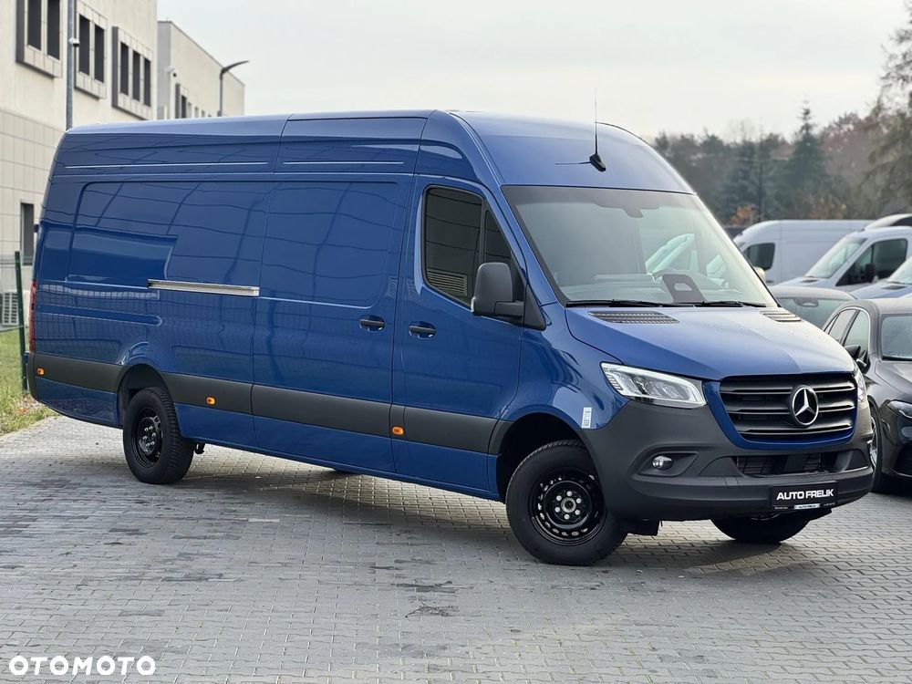 Mercedes-Benz Sprinter - 1