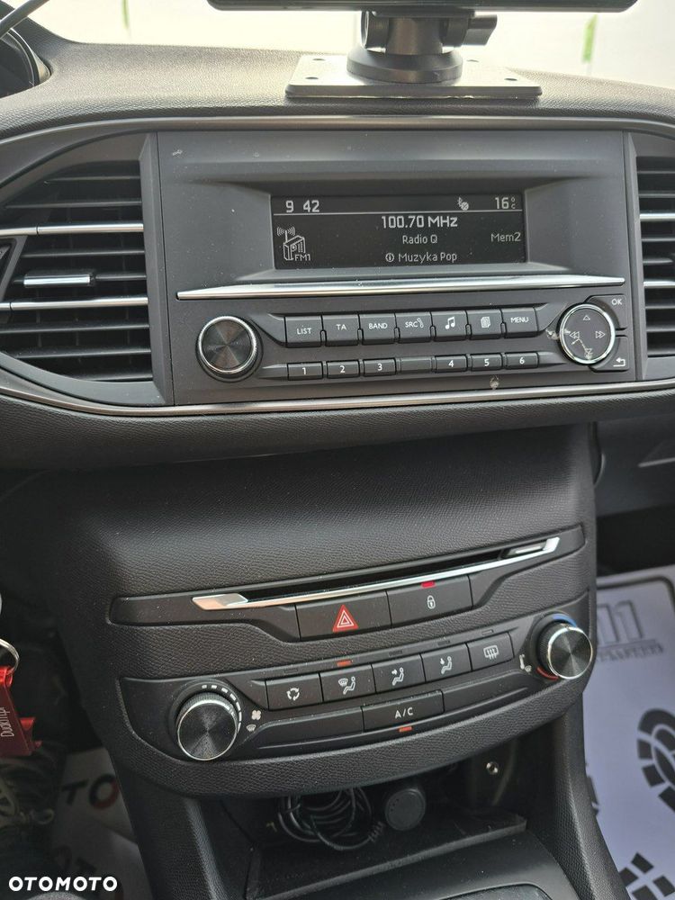 Peugeot 308 - 18