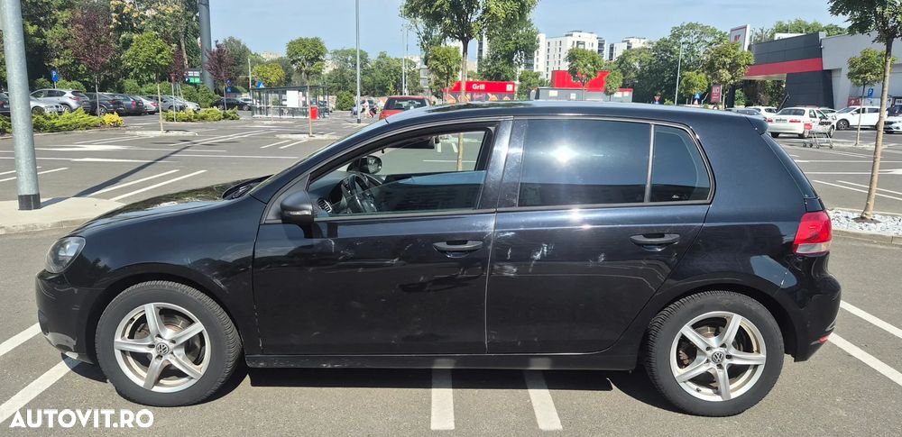 VOLKSWAGEN Golf 2011 — imagine 11