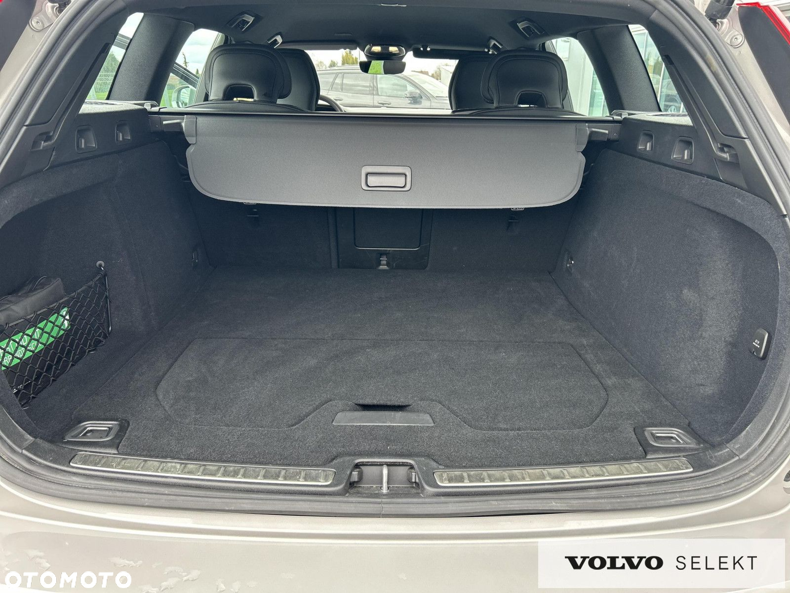 Volvo V60 Cross Country - 19