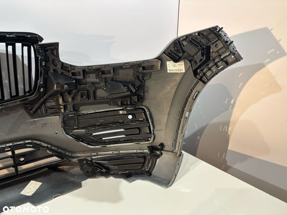 VOLVO XC90 II LIFT 21-24 Zderzak przedni - 18086 - 12