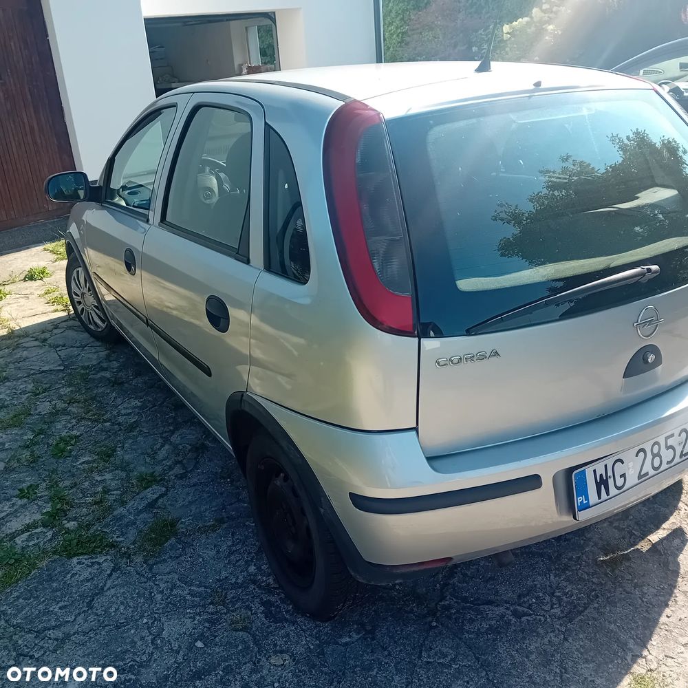 Opel Corsa 1.2 16V - 9