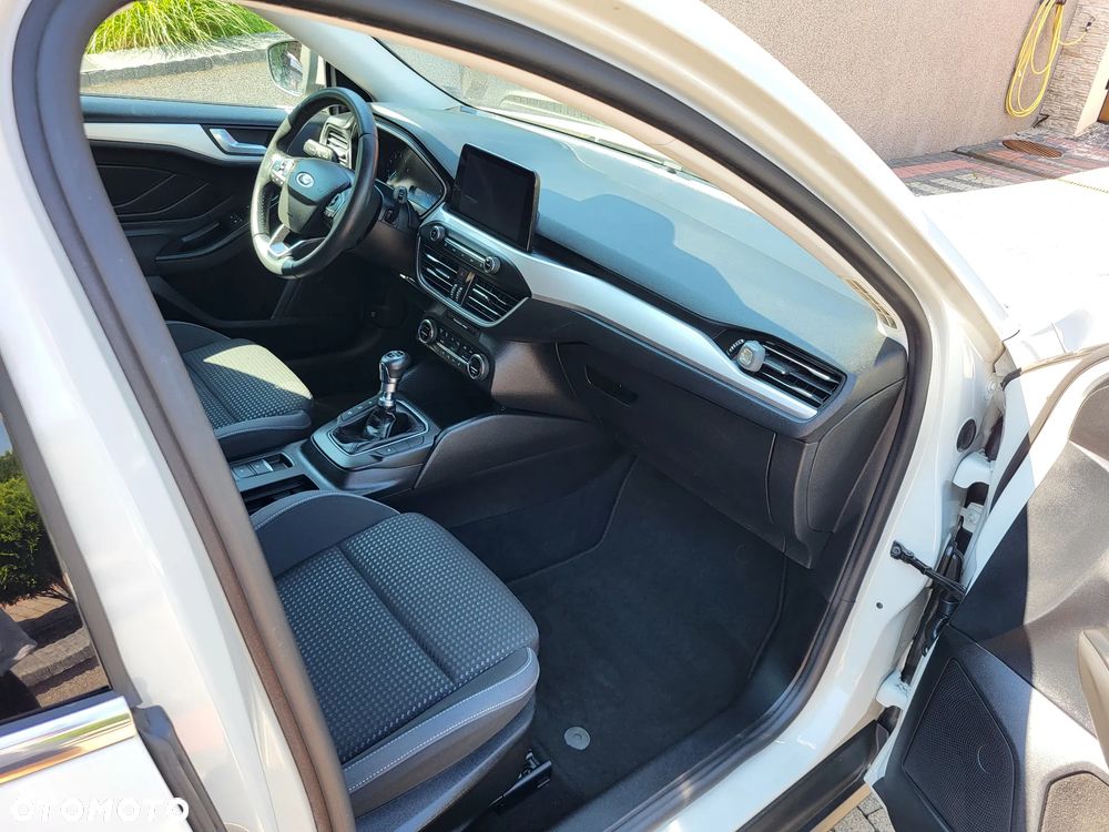 Ford Focus 1.5 EcoBoost Start-Stopp-System COOL&CONNECT - 13