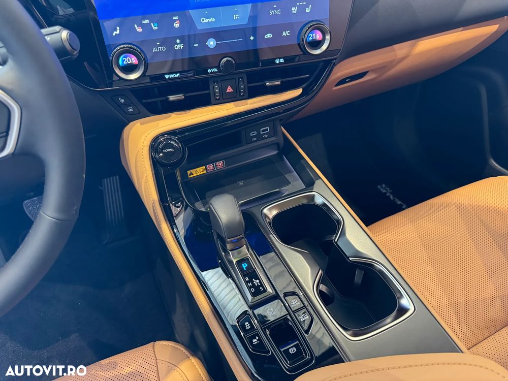 Lexus Seria NX 450h+ AWD CVT PHEV Luxury - 18