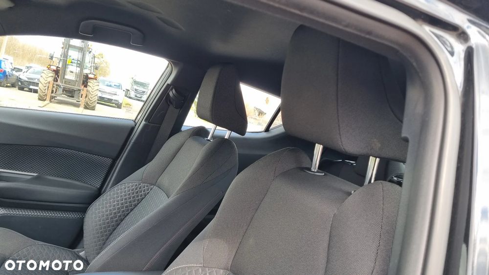 Toyota C-HR Business-Edition - 29