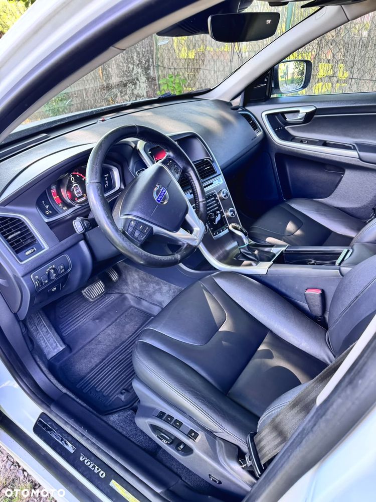 Volvo XC 60 - 3