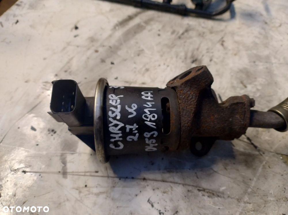 CHRYSLER 300M sebring 2,7 V6 zawór EGR 04591814AA - 1