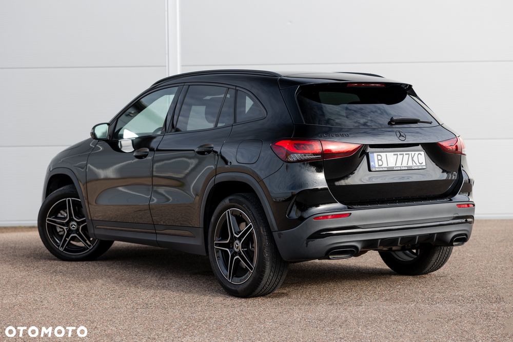 Mercedes-Benz GLA 250 8G-DCT AMG Line - 6