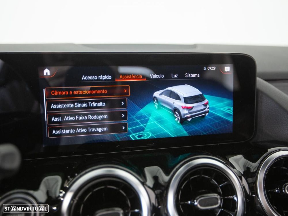 Mercedes-Benz GLA 250 e AMG Line - 27