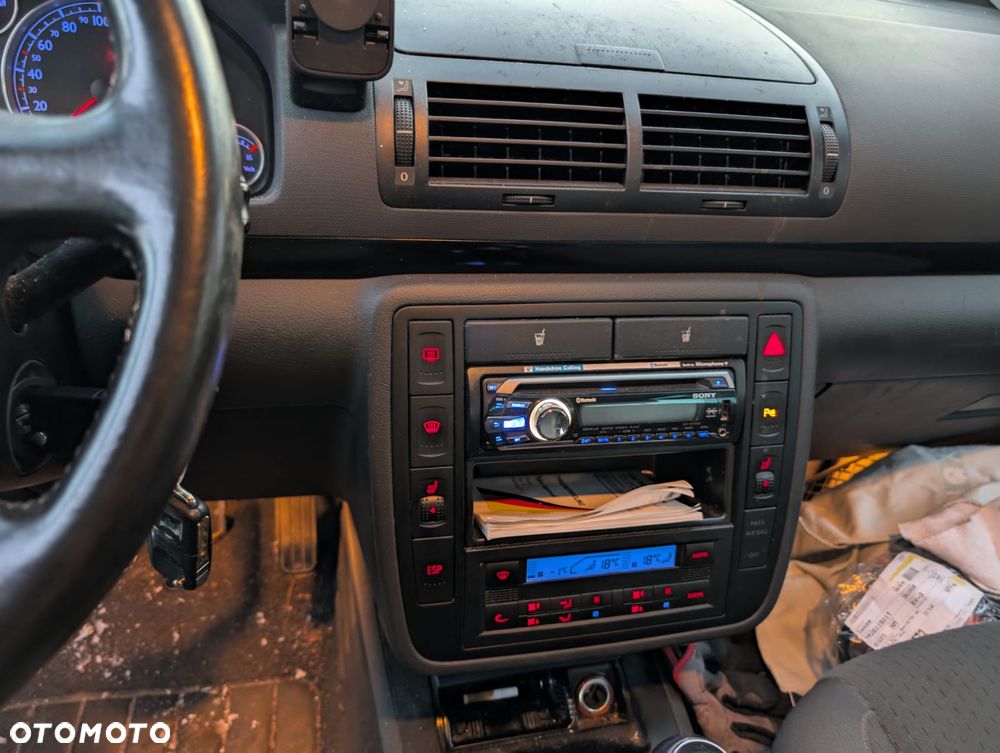 Volkswagen Sharan 2.0 TDI Special - 10