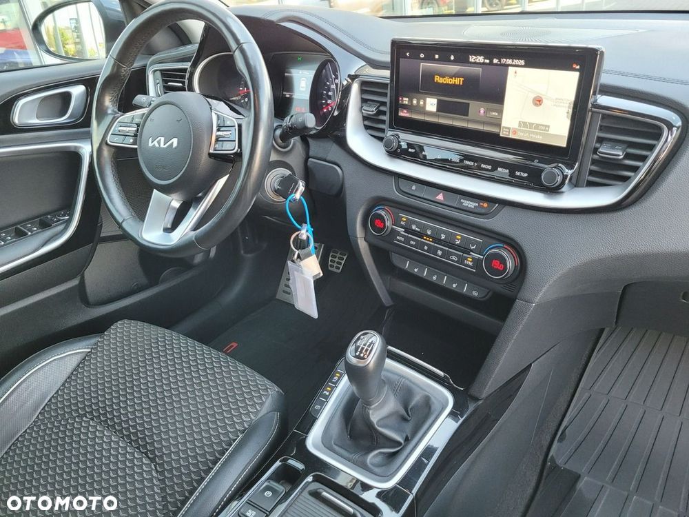 Kia Ceed 1.5 T-GDI Business Line - 21