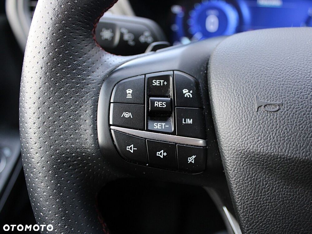 Ford Kuga 2.0 EcoBlue AWD ST-Line X - 29