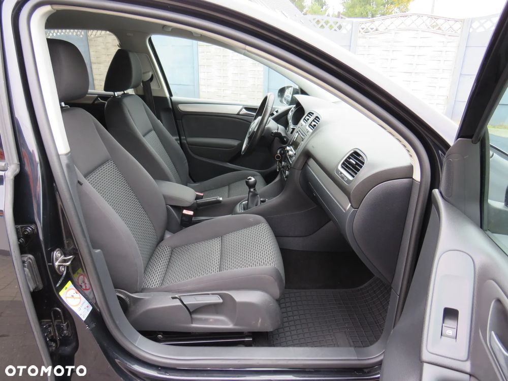 Volkswagen Golf 1.6 TDI BlueMotion Technology Trendline - 36