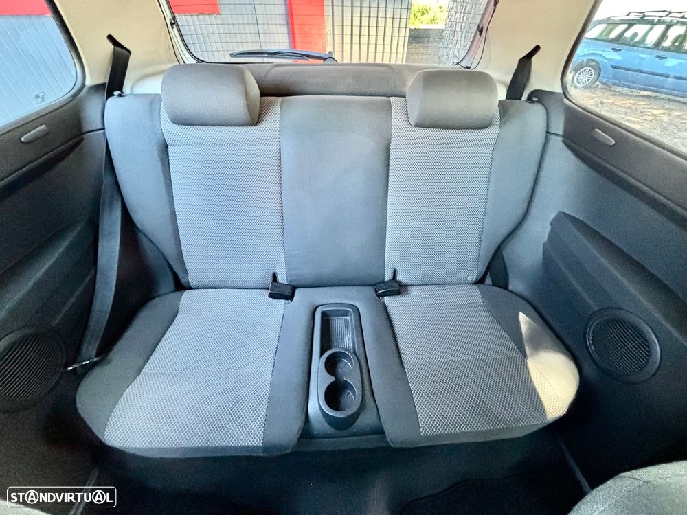 VW Fox 1.2 T.Liso - 14