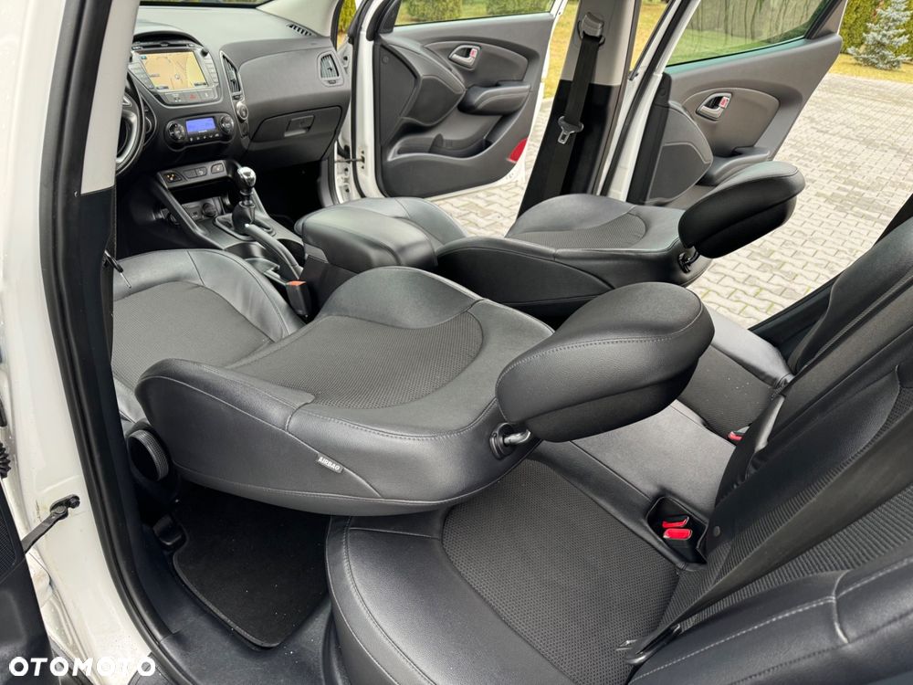 Hyundai ix35 1.7 CRDi 2WD blue Style - 29