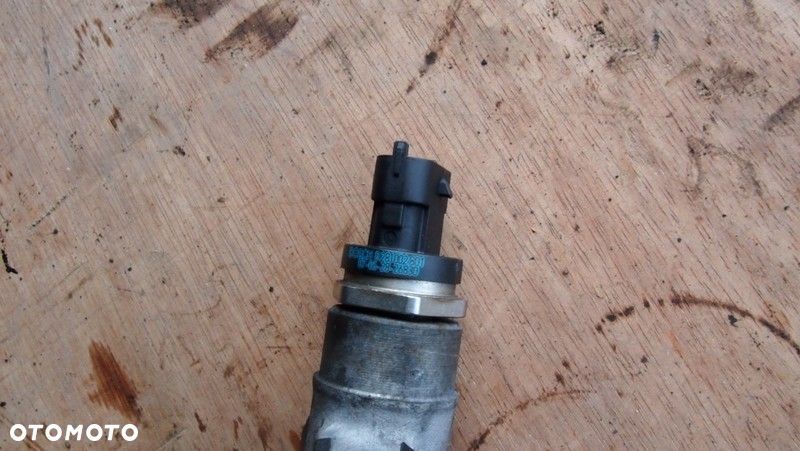 rurka przewód wtryskowa paliwowa trafic 2.0dci m9r - 10