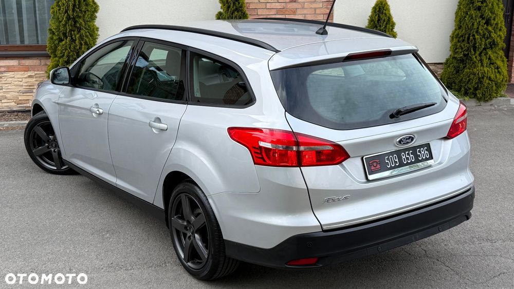 Ford Focus - 38